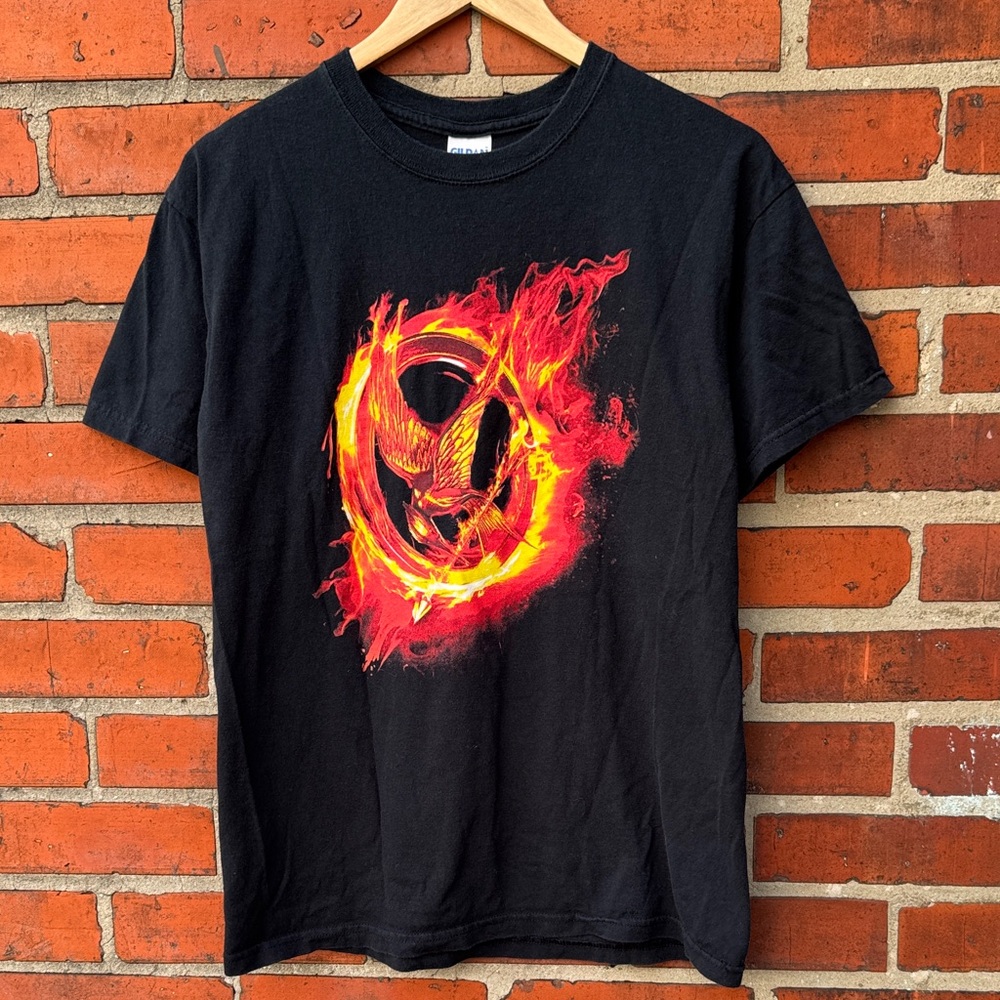 The Hunger Games Promo T-Shirt / Medium / 2012